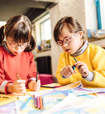 EDUCAÇÃO ESPECIAL E INCLUSIVA COM ÊNFASE EM DEFICIÊNCIA INTELECTUAL E MÚLTIPLA