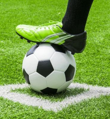 FUTEBOL DE CAMPO E FUTSAL: DA CATEGORIA DE BASE A PROFISSIONAL